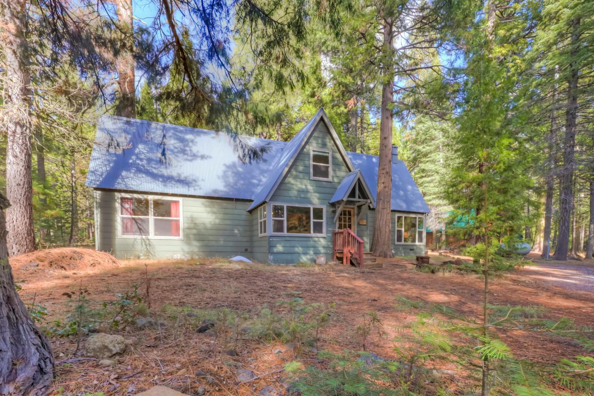 Spacious Classic Cabin Retreat- Near Lassen Mill Creek Extérieur photo