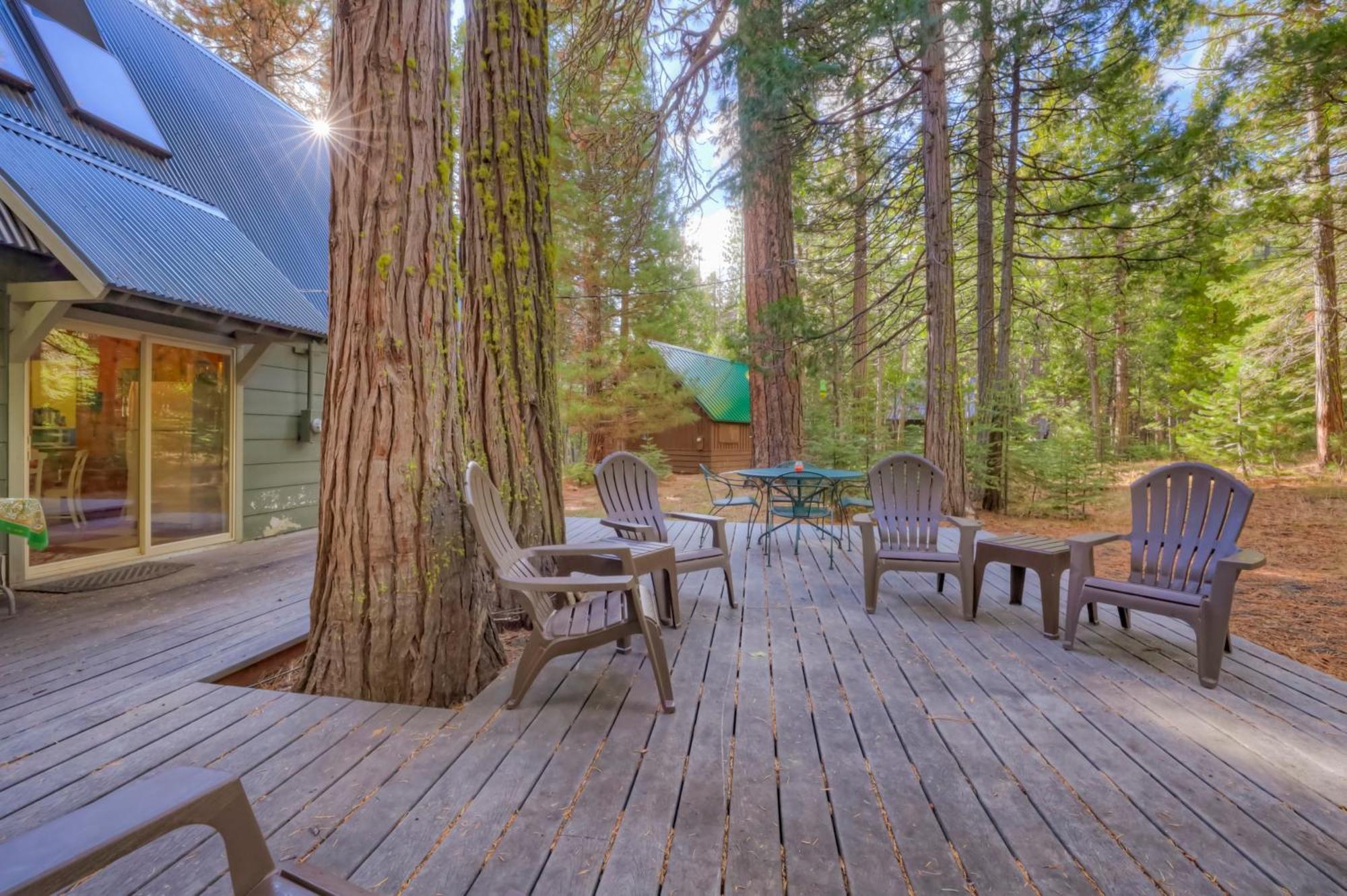 Spacious Classic Cabin Retreat- Near Lassen Mill Creek Extérieur photo