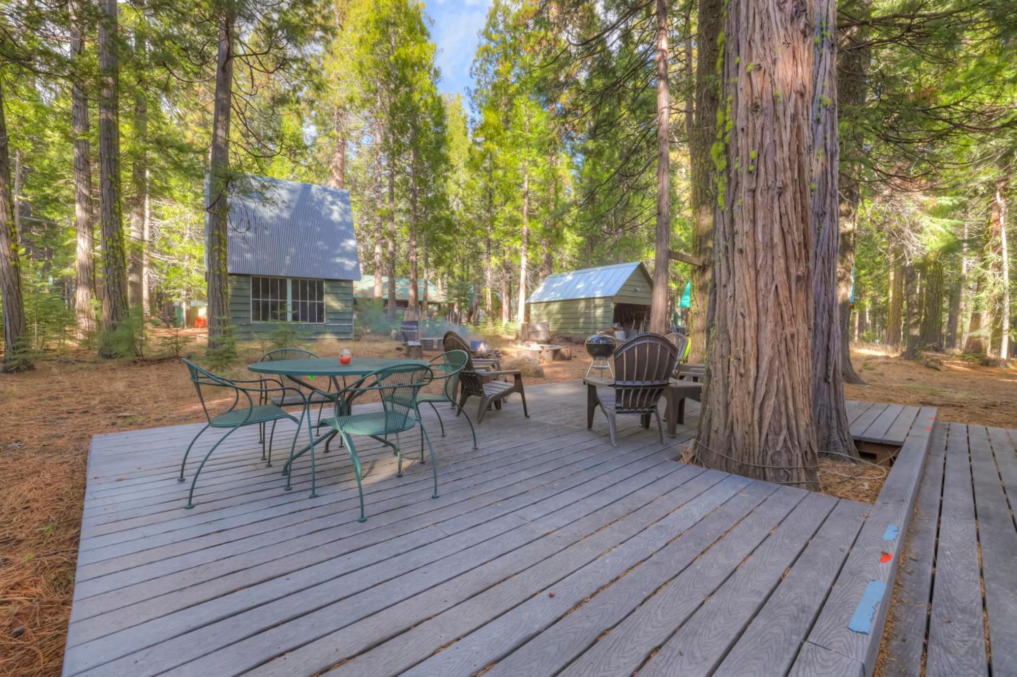Spacious Classic Cabin Retreat- Near Lassen Mill Creek Extérieur photo